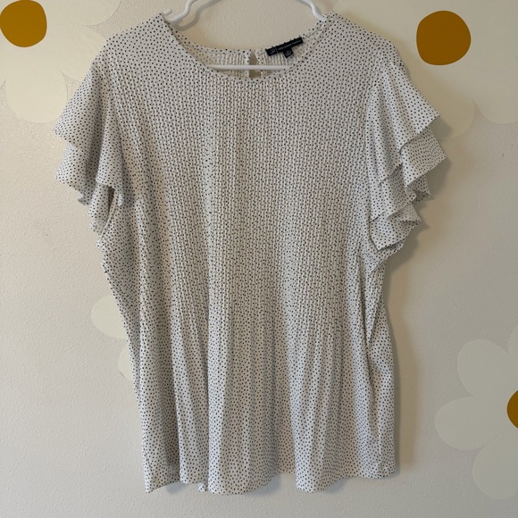 Adrianna Papell Tops - Adrianna Papell White Polka Dot Flutter Sleeve Pleated Blouse